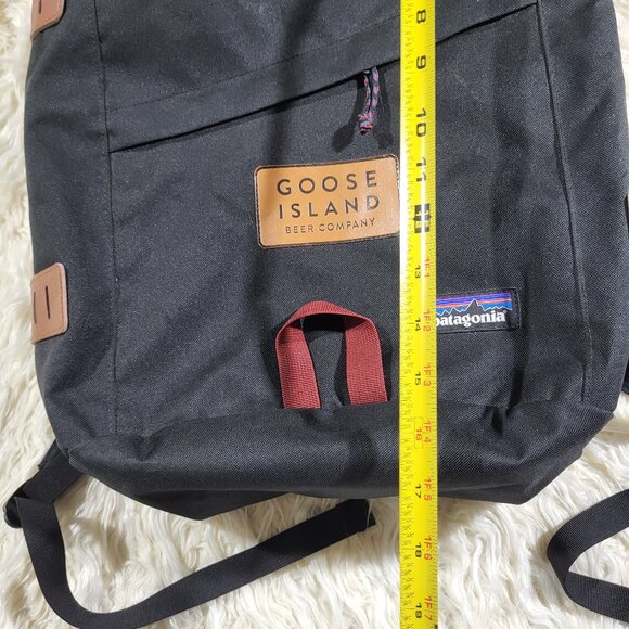 Patagonia * Goose Island Black Backpack Durable Outdoor Design - Picture 13 of 15